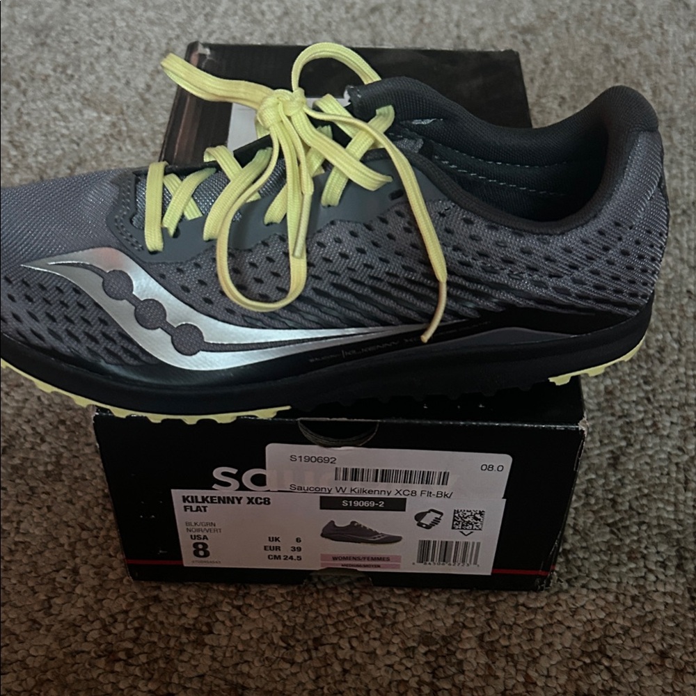 Indoor/outdoor track shoes- Saucony Kilkenny XC8 Black and Silver Shoes
